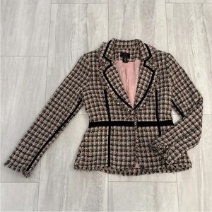True Meaning Blazer Sz M Tweed Plaid Black Trim Frayed Hem Career Jacket